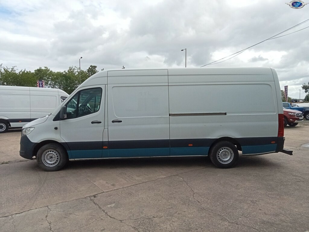 Mercedes-Benz Sprinter 2.1 314 Cdi White #4