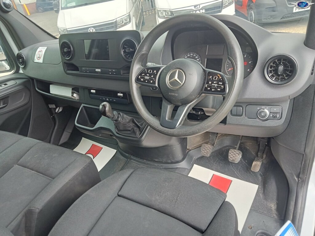 Mercedes-Benz Sprinter 2.1 314 Cdi White #2