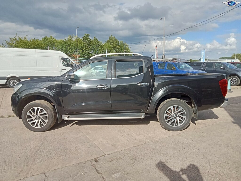 Nissan Navara 2.3 Dci Tekna 2016 SO16FZC Black #4