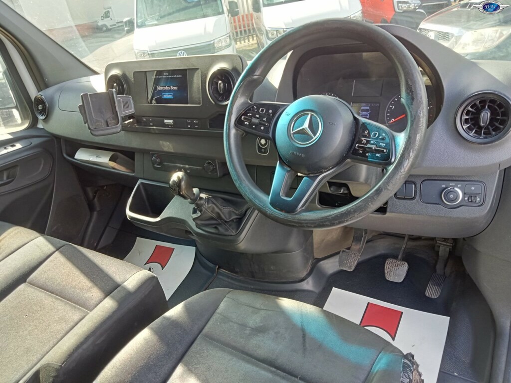 Mercedes-Benz Sprinter 2.1 314 Cdi White #2