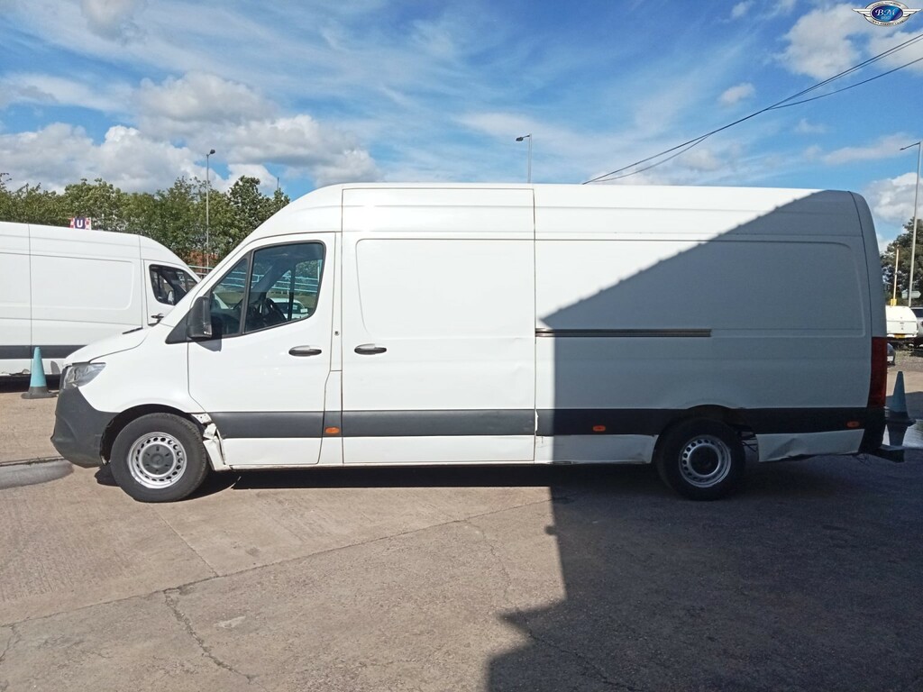 Mercedes-Benz Sprinter 2.1 314 Cdi White #4