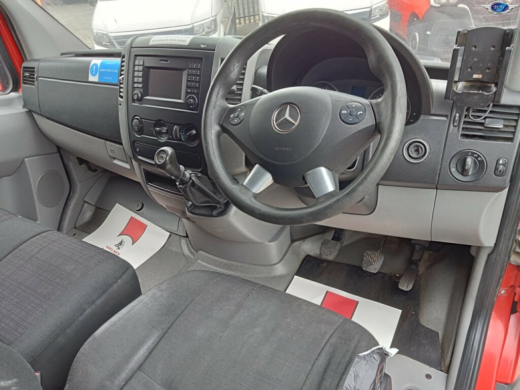 Mercedes-Benz Sprinter 2.1 311 Cdi 2017 KR17TZB Red #2