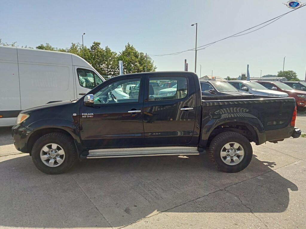 Toyota HILUX 3.0 Invincible D-4d Silver #4