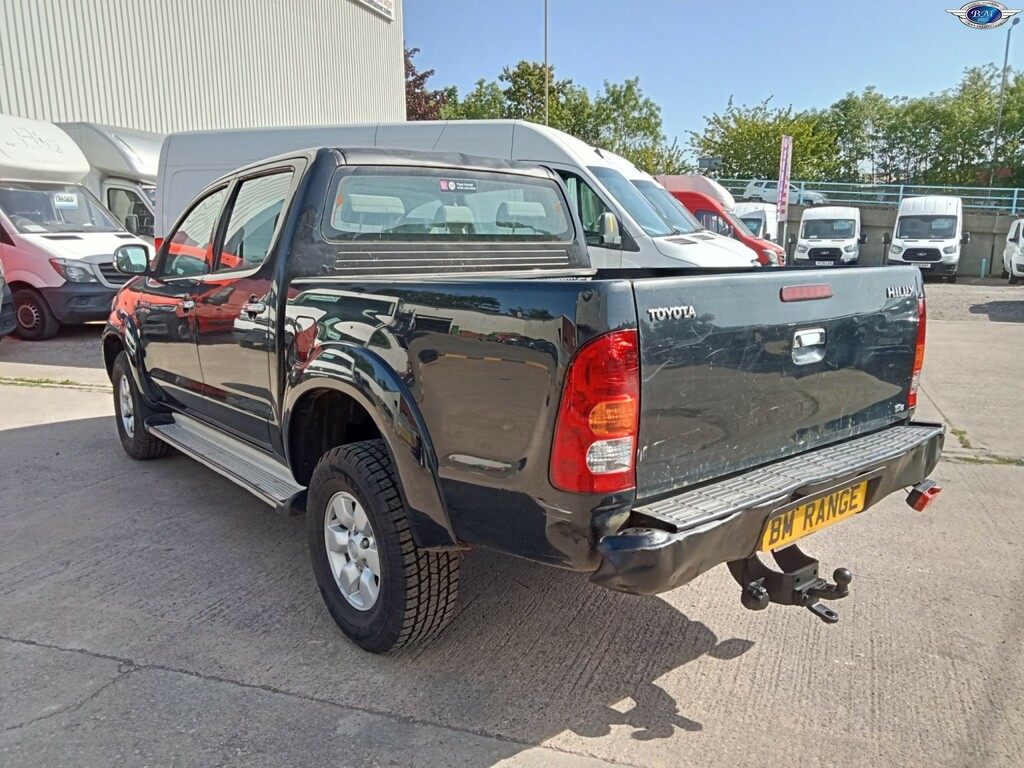 Toyota HILUX 3.0 Invincible D-4d Silver #5