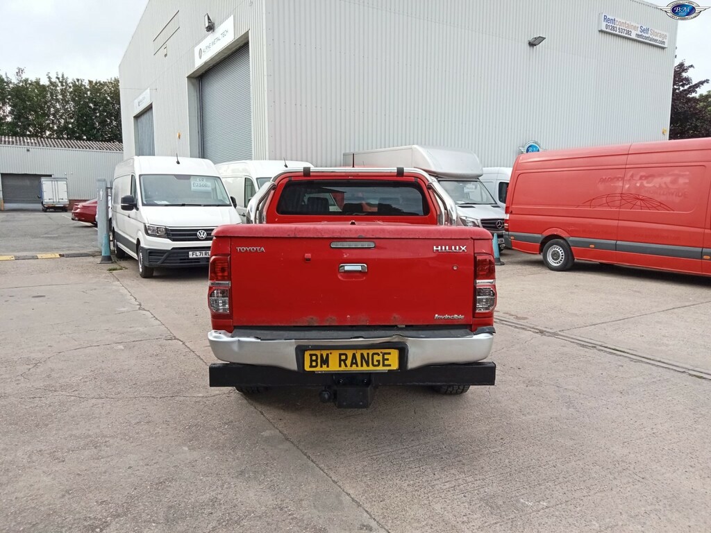 Toyota HILUX 3.0 D-4d Invincible Red #6