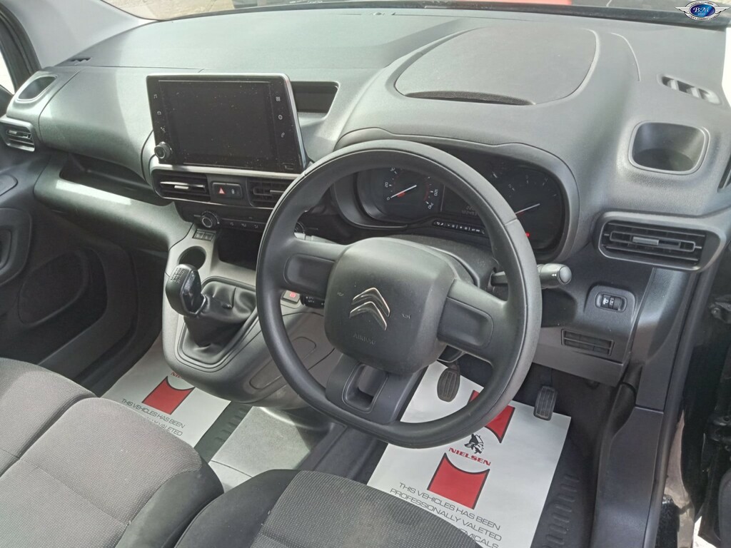 Citroen Berlingo 1.5 Bluehdi 1000 Enterprise M 2021 Black #2