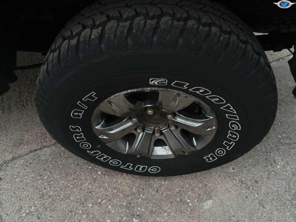 Toyota HILUX 4X4 D Black #19
