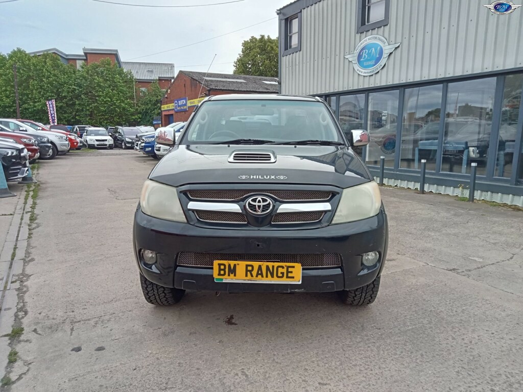 Toyota HILUX 3.0 D-4d Invincible Black #3