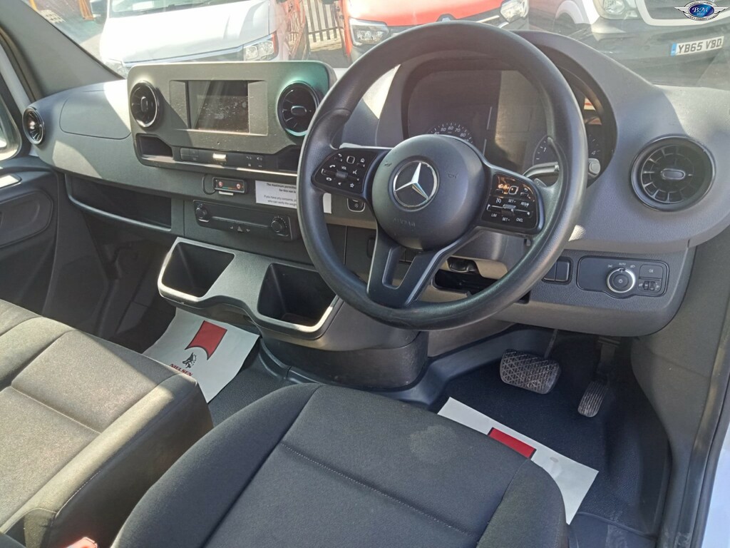 Mercedes-Benz Sprinter 2.1 314 Cdi White #2
