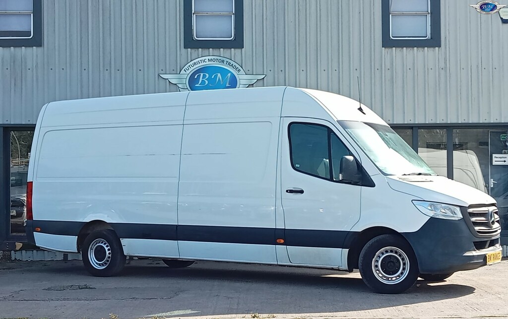 Mercedes-Benz Sprinter 3.5T High Roof Van White #1