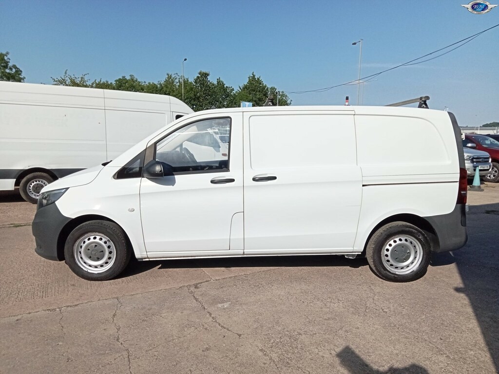 Mercedes-Benz Vito 2.1 114 Cdi Bluetec White #4