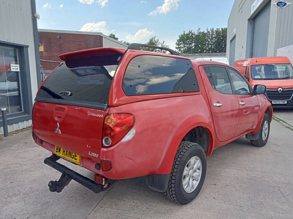 Mitsubishi L200 2013 2.5 Di-d Barbarian Black Pickup Double Cab Black #8