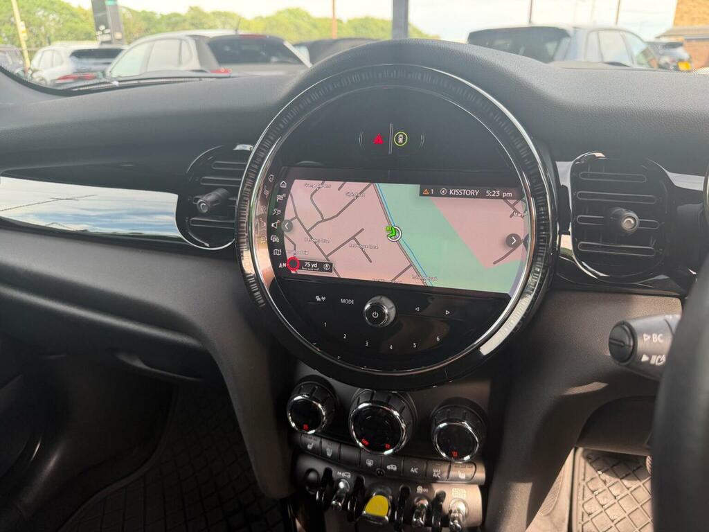 Mini Electric Hatch 135Kw Cooper S Level 1 33Kwh 16In A White #17