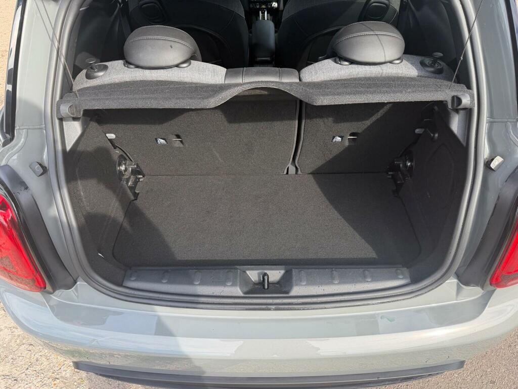 Mini Electric Hatch 135Kw Cooper S Level 1 33Kwh 16In A White #30