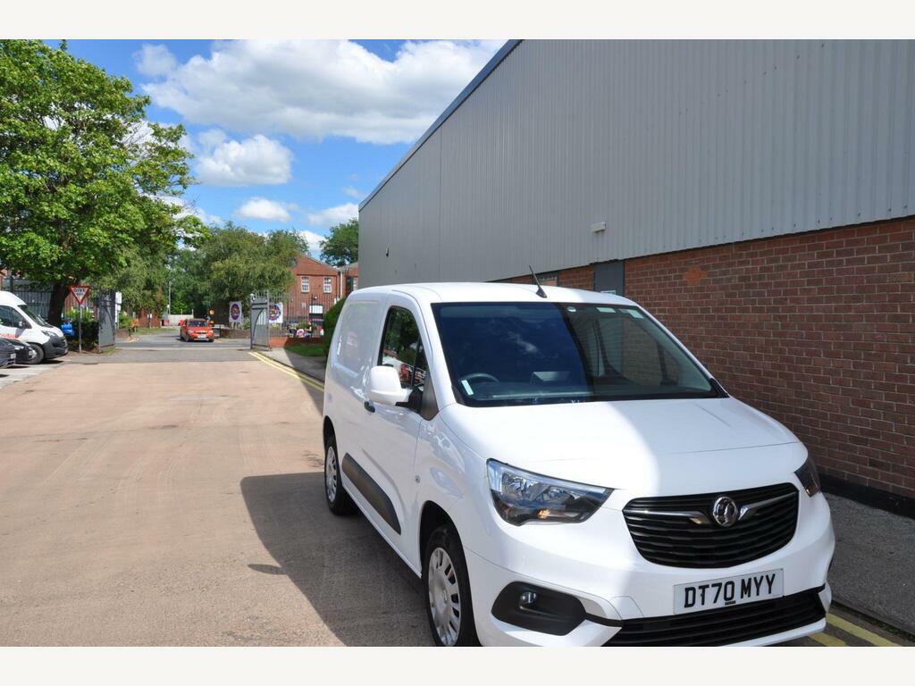 Vauxhall Combo 1.5 Turbo D 2300 Sportive Panel Van Man White #8