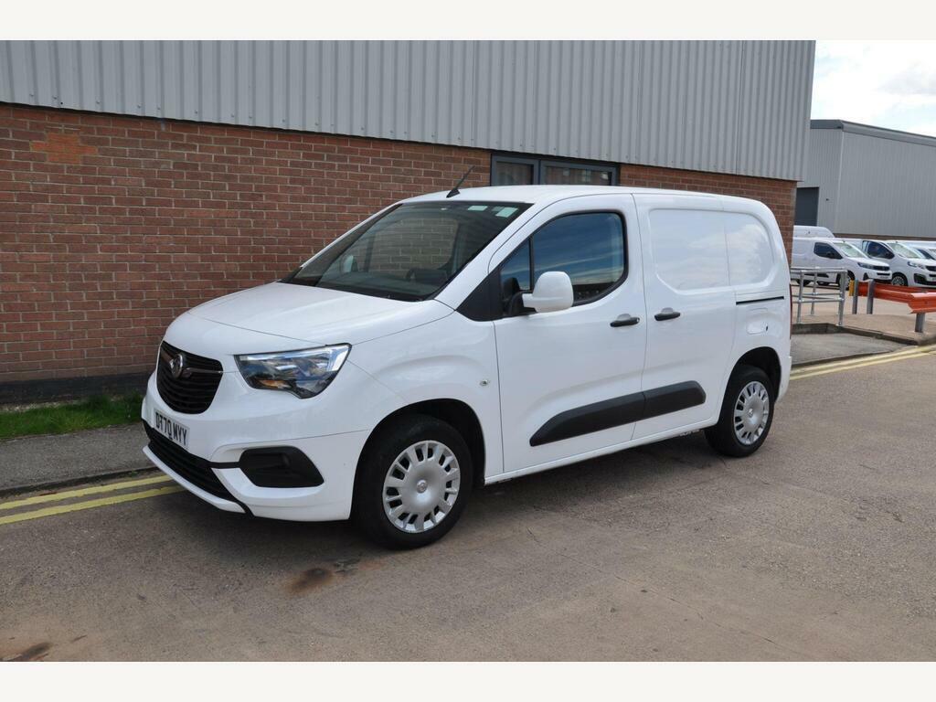 Vauxhall Combo 1.5 Turbo D 2300 Sportive L1 H1 Euro 6 White