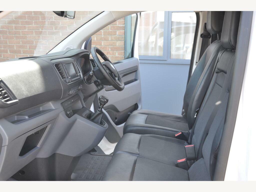 Vauxhall Vivaro 1.5 Turbo D 2700 Dynamic Panel Van 6Dr Manu Black #10
