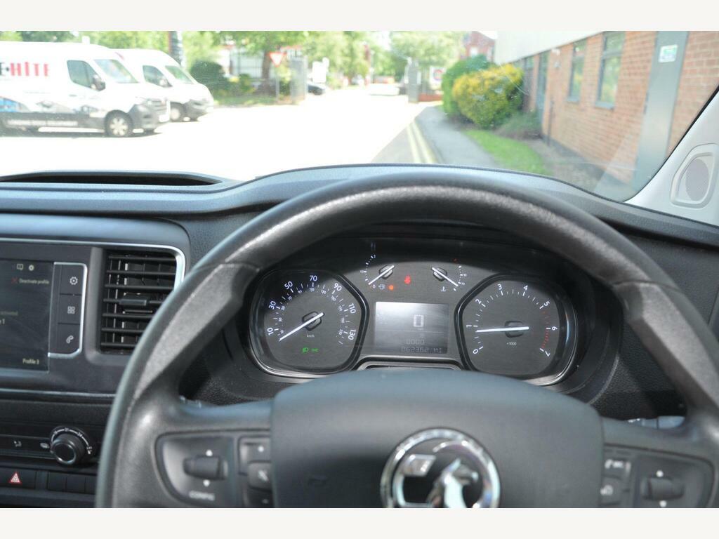 Vauxhall Vivaro 1.5 Turbo D 2900 Sportive L2 H1 Euro 6 S S White #5