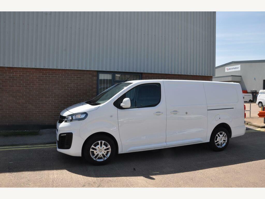 Vauxhall Vivaro 1.5 Turbo D 2900 Sportive L2 H1 Euro 6 S S White