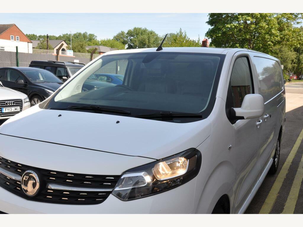Vauxhall Vivaro 1.5 Turbo D 2700 Dynamic Panel Van 6Dr Manu Black #13