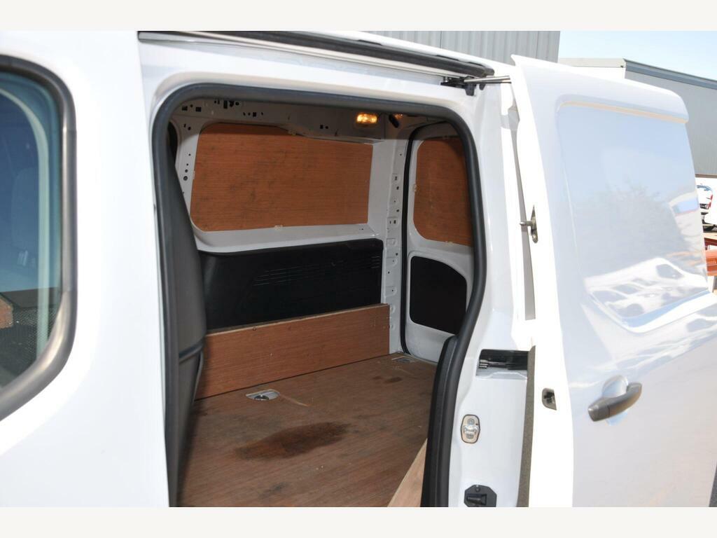 Peugeot Partner 1.5 Bluehdi 950 Professional Premium Long Panel White #2