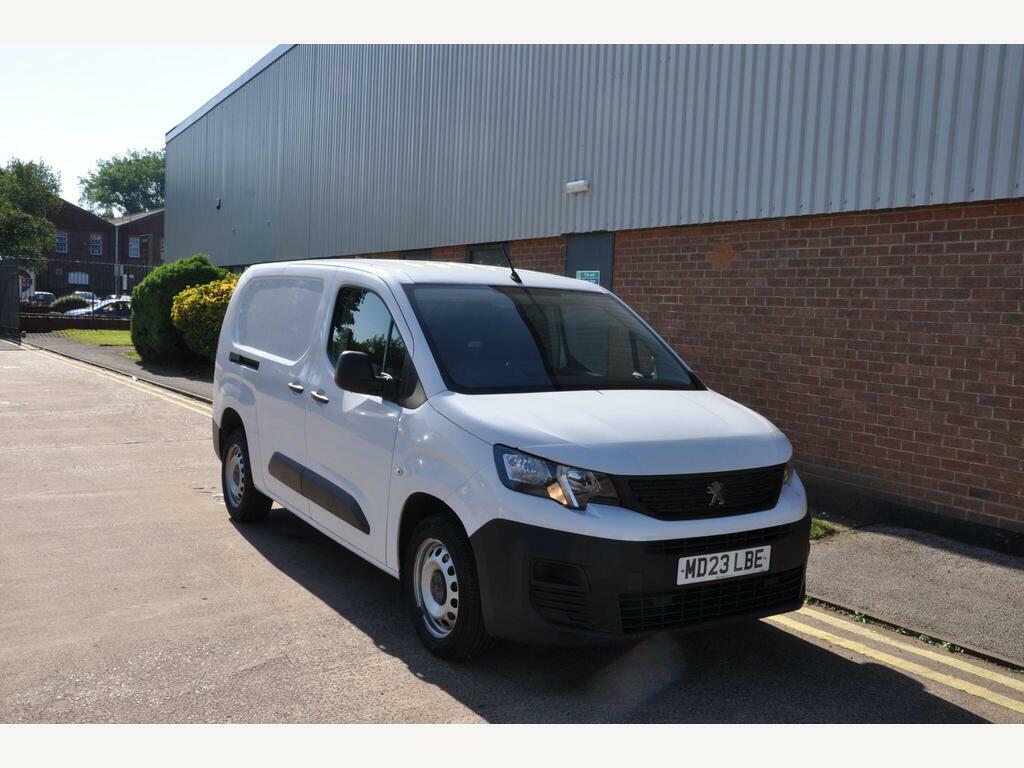 Peugeot Partner Mpv White #11