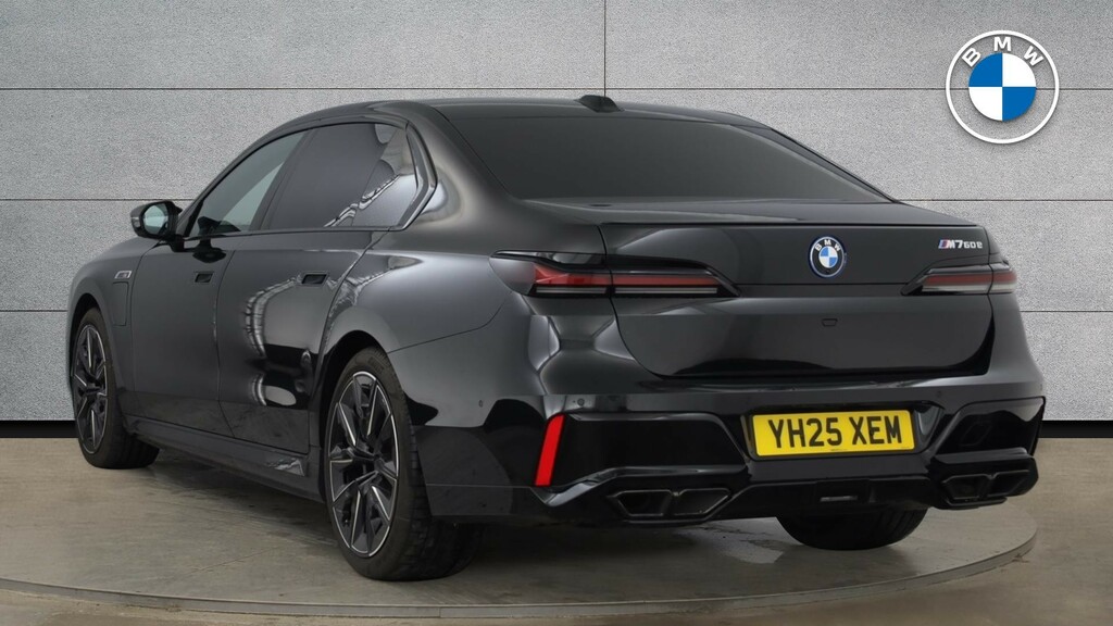 BMW 7 Series M760e Xdrive  #2