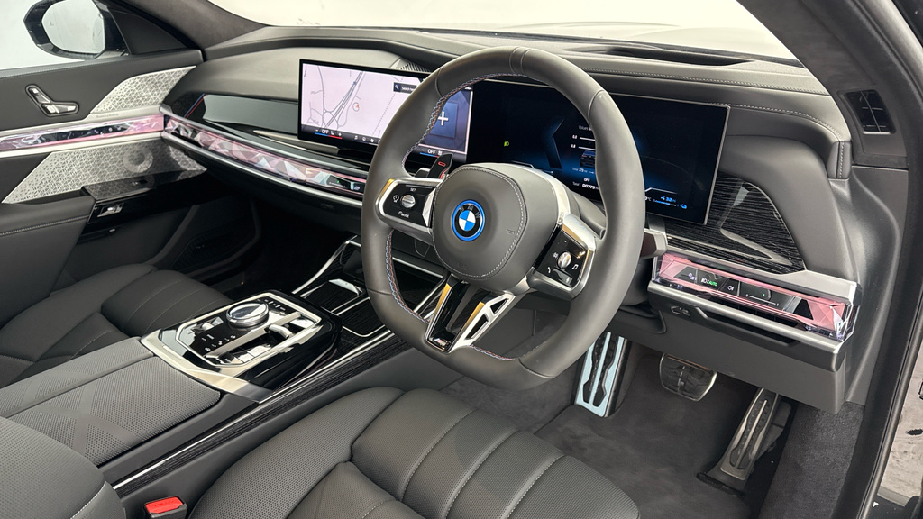 BMW 7 Series M760e Xdrive  #6