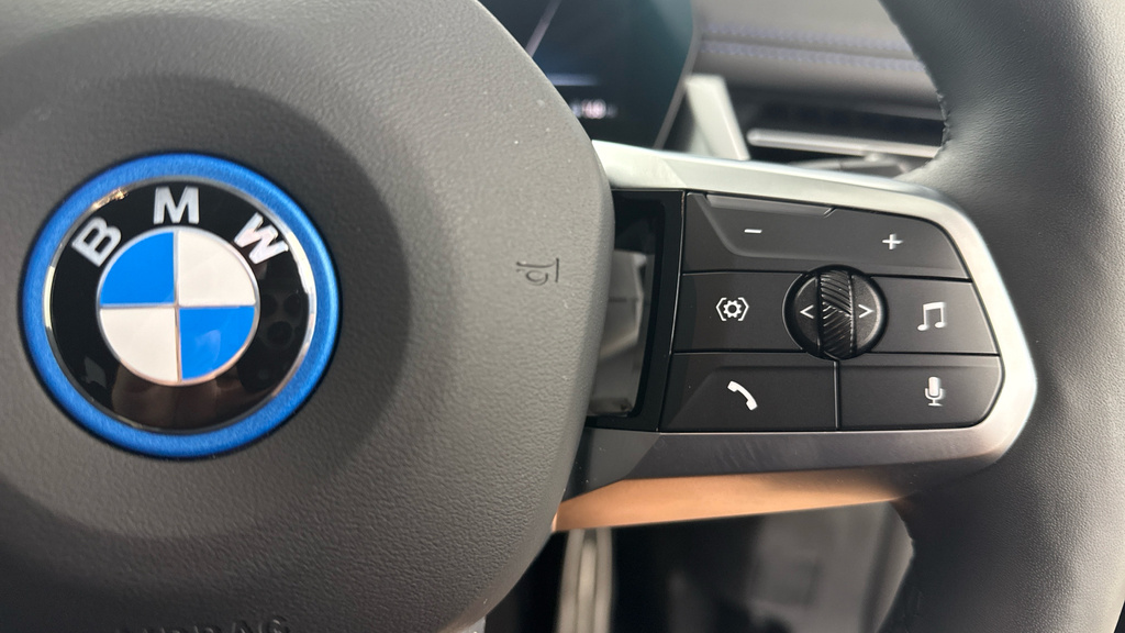 BMW iX1 Xdrive30 M Sport Silver #18