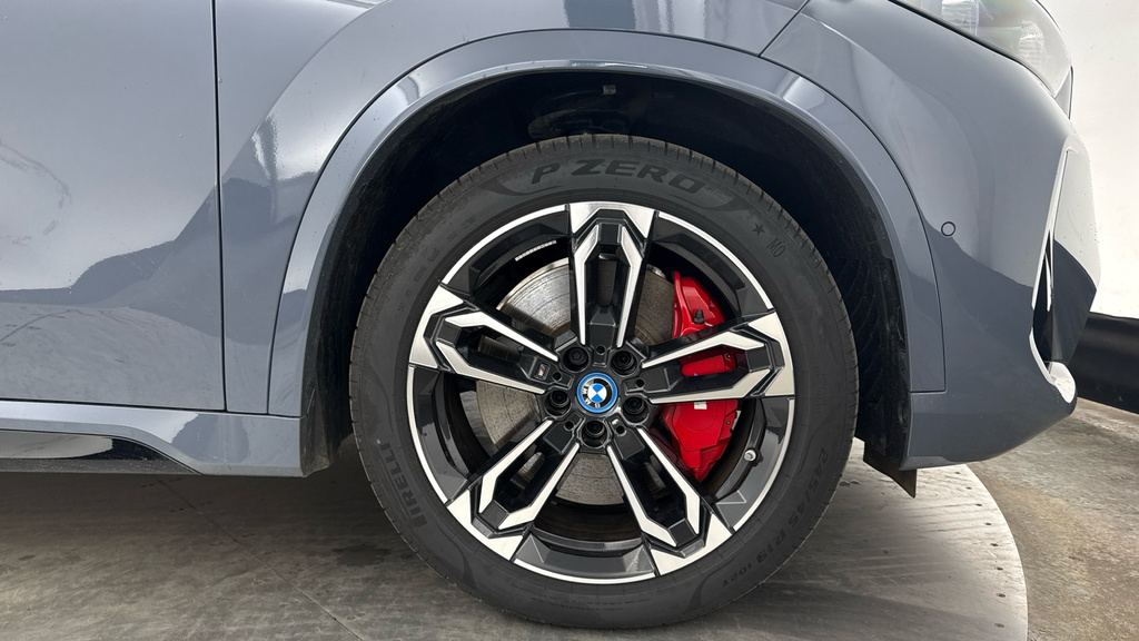 BMW iX1 Xdrive30 M Sport Silver #14