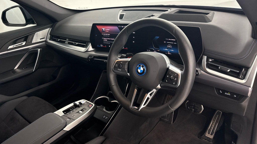 BMW iX1 Ix1 Edrive20 M Sport #6