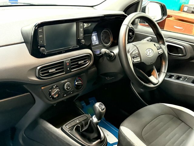 Hyundai I10 Se Connect Hatchback EK22PFX Grey #3