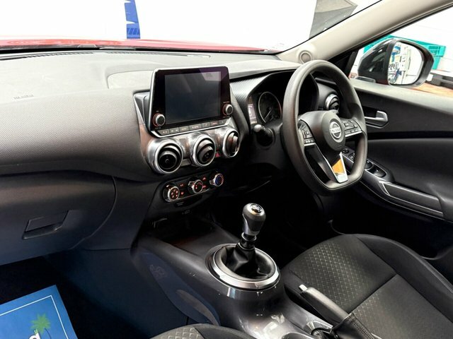 Nissan Juke Dig-t Acenta Suv YH71HCC Red #4