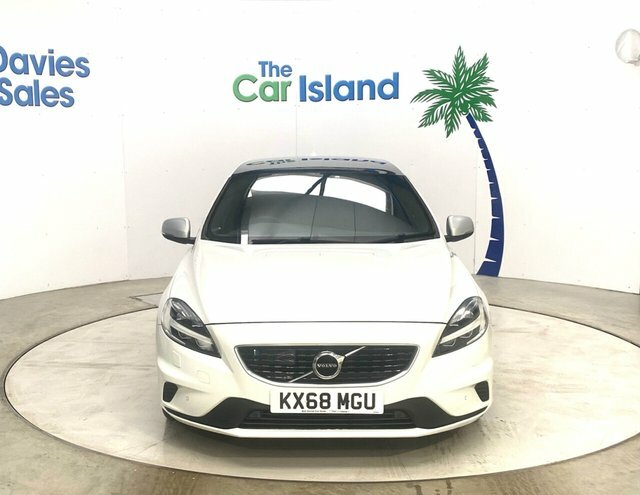 Volvo V40 T3 Gpf R-design Pro KX68MGU White #3