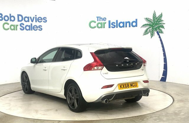 Volvo V40 T3 Gpf R-design Pro KX68MGU White #5