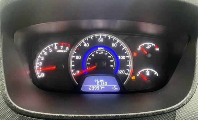 Hyundai I10 Premium Hatchback EY19YBR Black #5