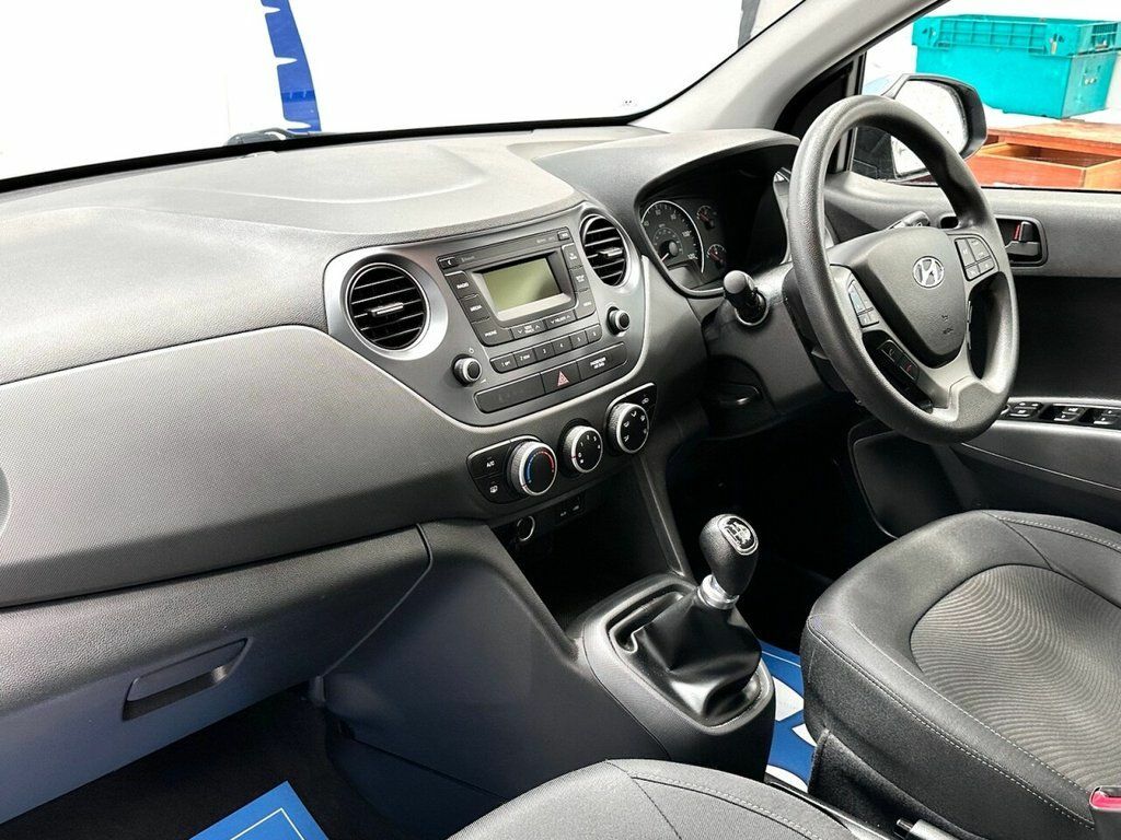 Hyundai I10 Se Hatchback Blue #4