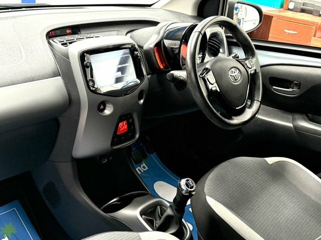 Toyota Aygo Vvt-i X-trend Hatchback Grey #3