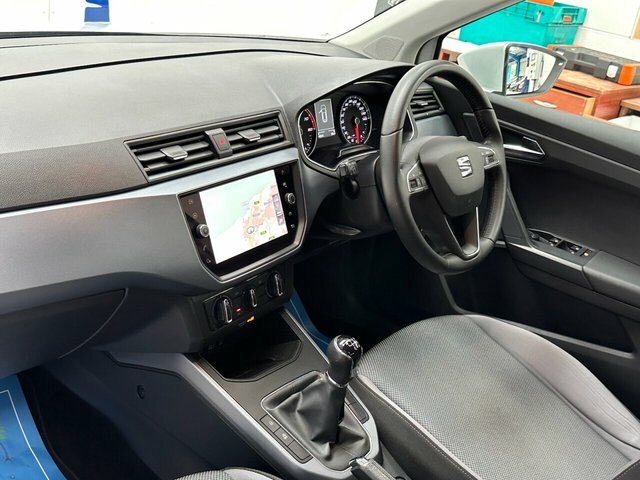 Seat Arona Tsi Se Technology Suv White #4