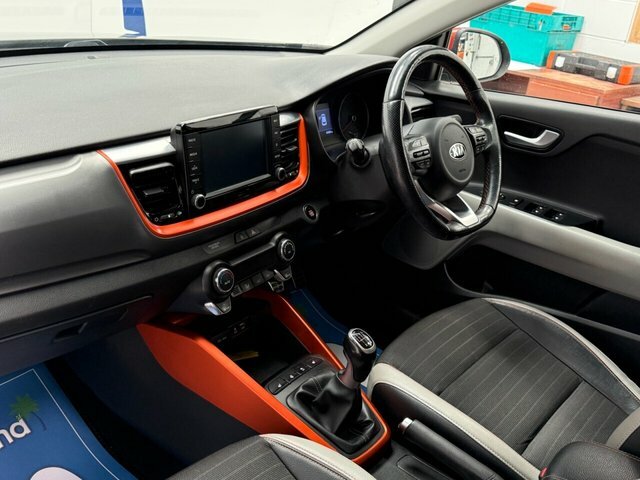 Kia Stonic Crdi First Edition Suv Grey #4