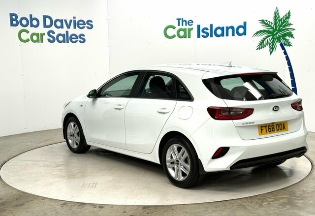 Kia Ceed T-gdi Eco 2 Hatchback White #6