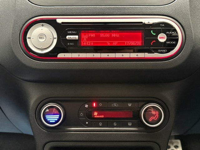 MG MG3 1.5L 1.5 Vti-tech 3Style Lux Euro 6 Ss Black #25
