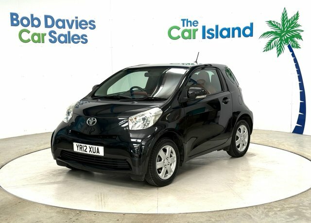 Toyota IQ Vvt-i Hatchback Red #3