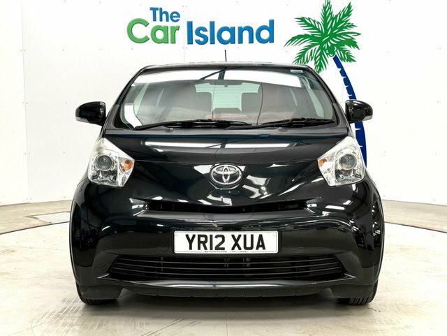 Toyota IQ Vvt-i Hatchback Red #2