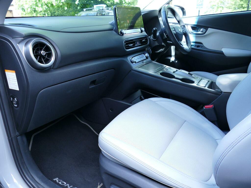 Hyundai Kona Premium Grey #37