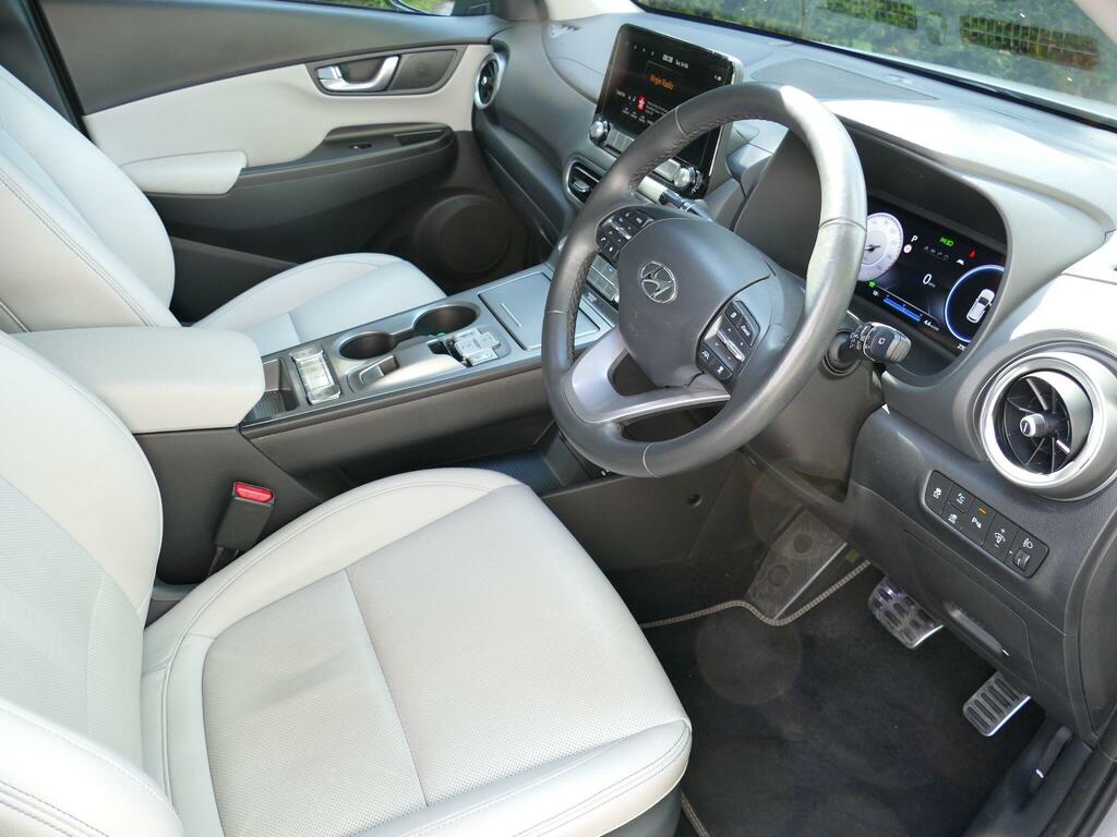 Hyundai Kona Premium Grey #22