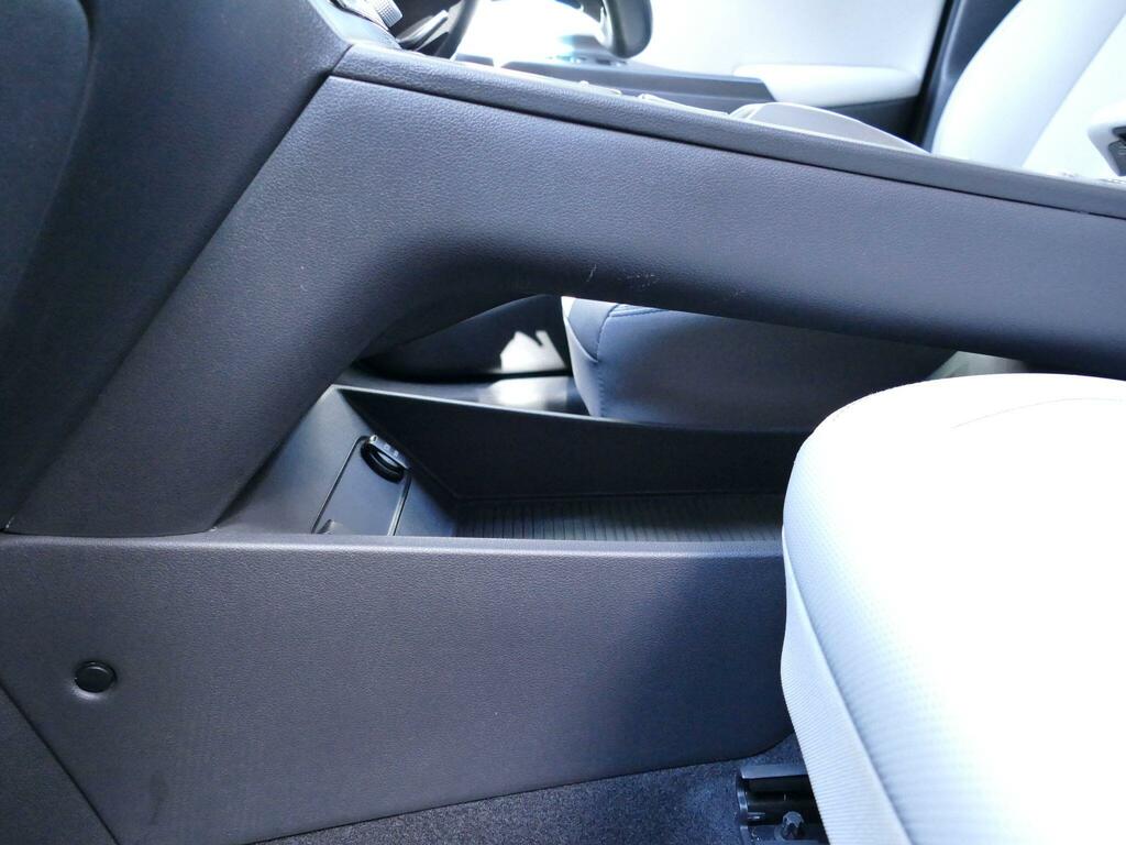 Hyundai Kona Premium Grey #39