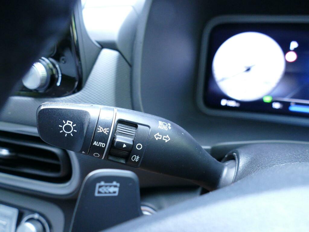 Hyundai Kona Premium Grey #61