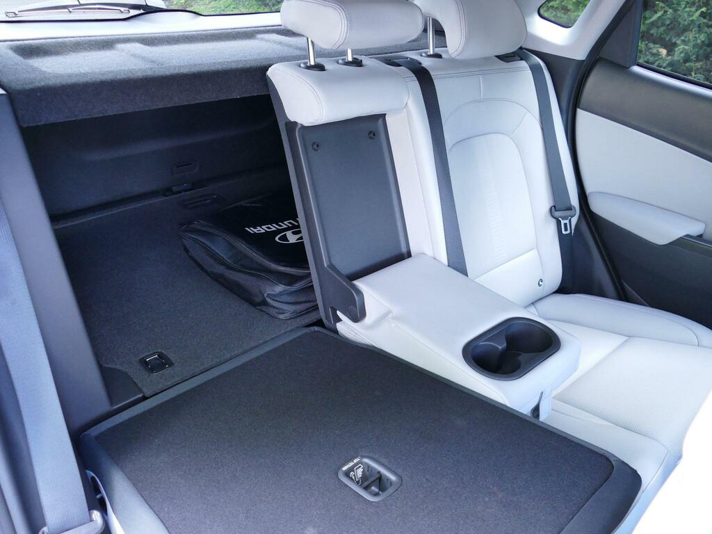 Hyundai Kona Premium Grey #32