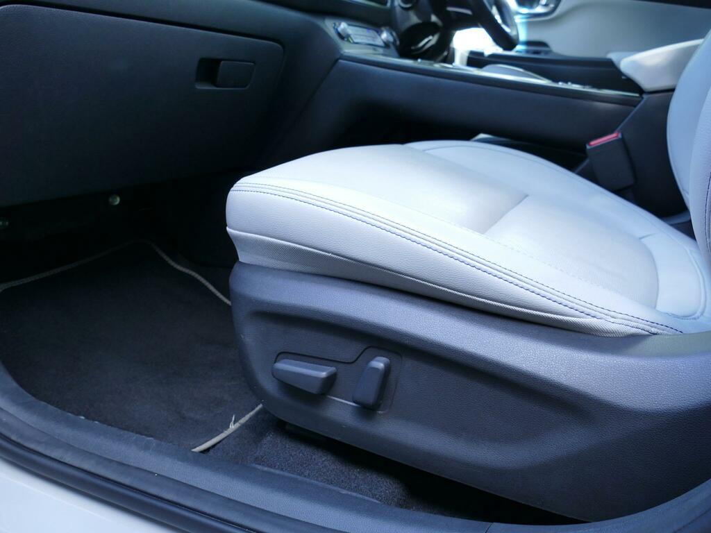 Hyundai Kona Premium Grey #38